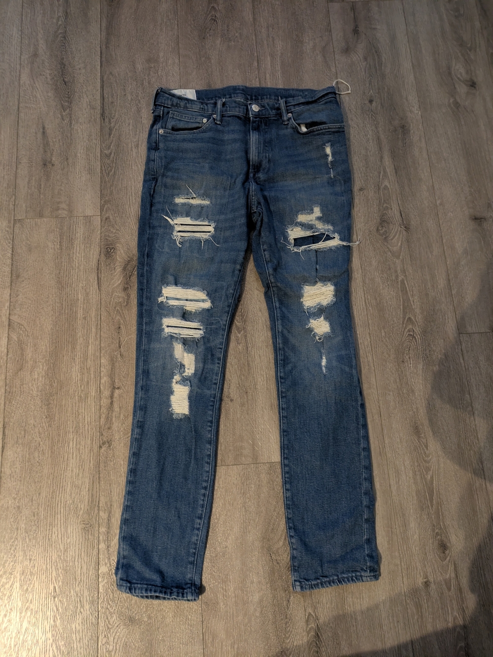 H&M Skinny Fit Jeans Distressed Blue Waist 32